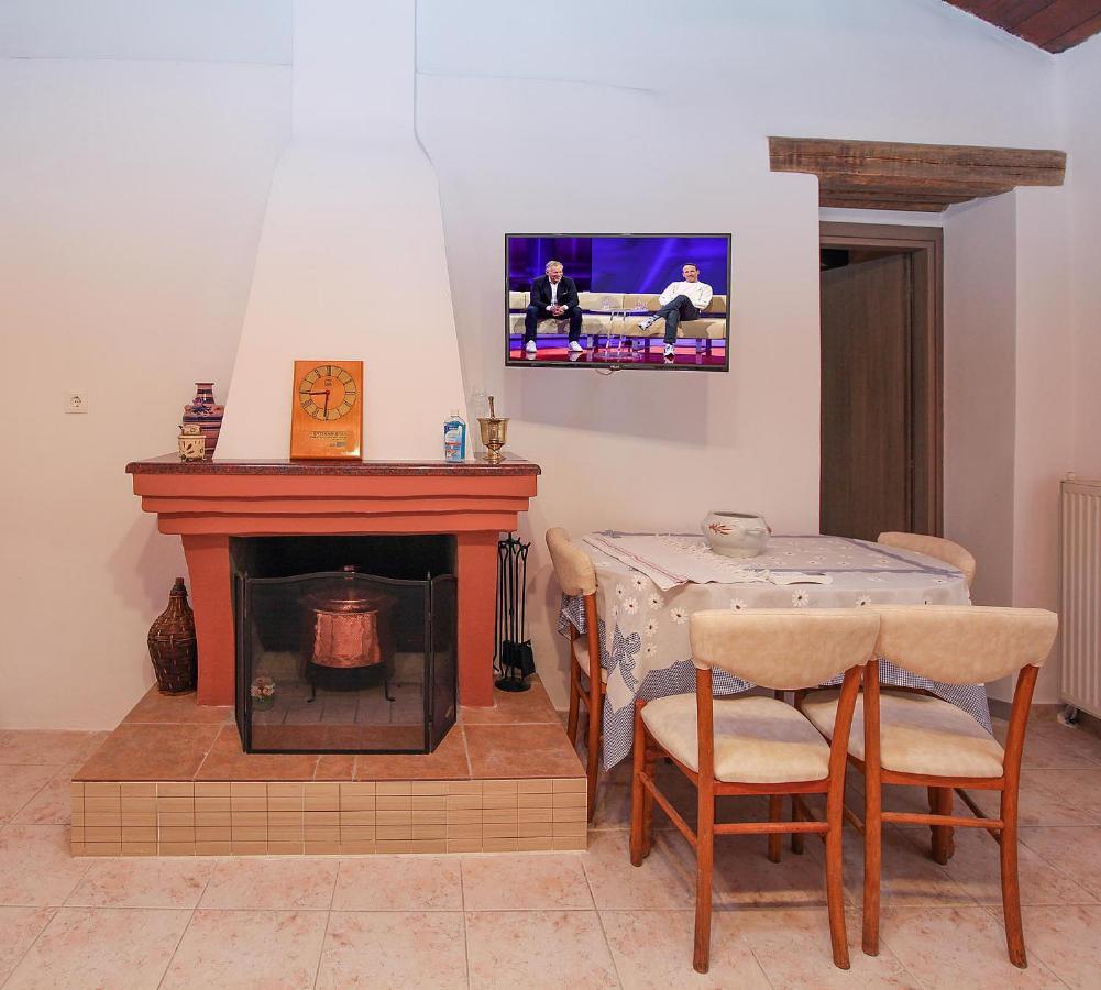 Traditional Guesthouse Asimakis Anifion Exterior photo