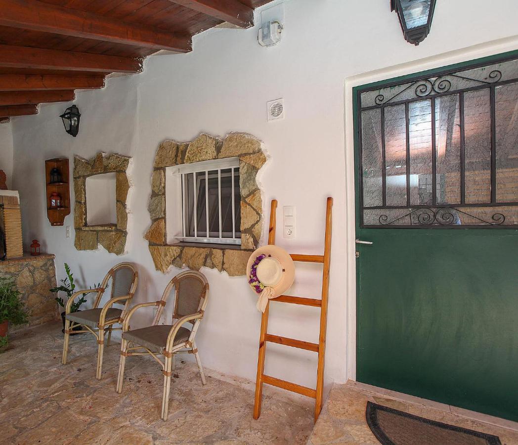 Traditional Guesthouse Asimakis Anifion Exterior photo