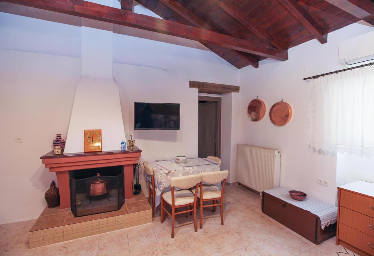 Traditional Guesthouse Asimakis Anifion Exterior photo