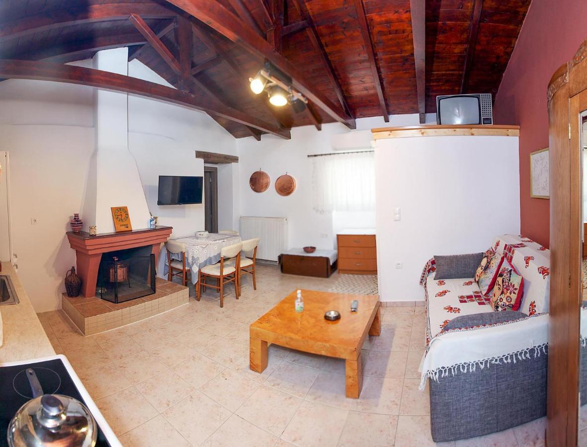Traditional Guesthouse Asimakis Anifion Exterior photo